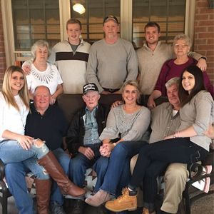 Meet your Posher, Annette